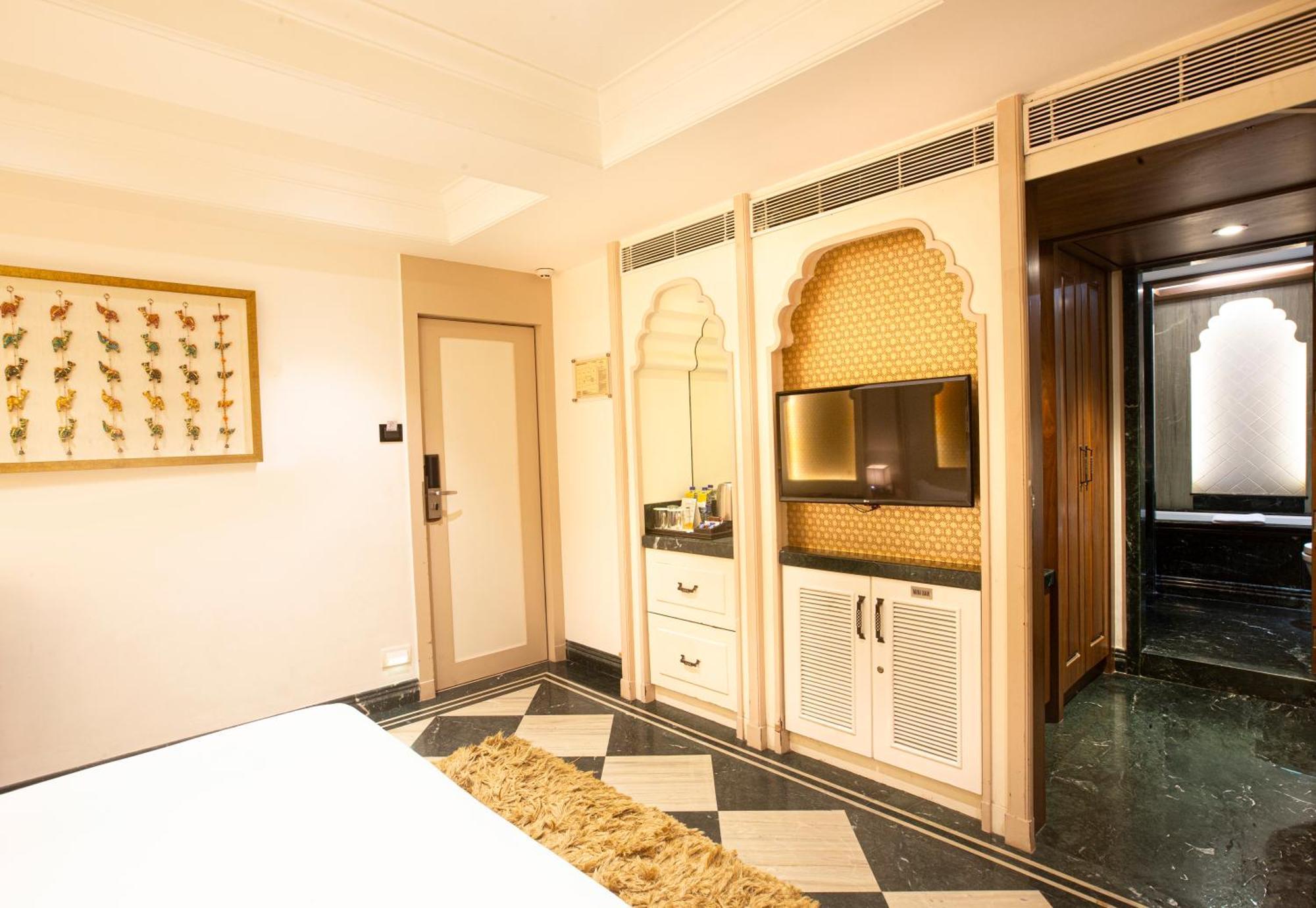 Hotel Bawa Continental Mumbai Ngoại thất bức ảnh