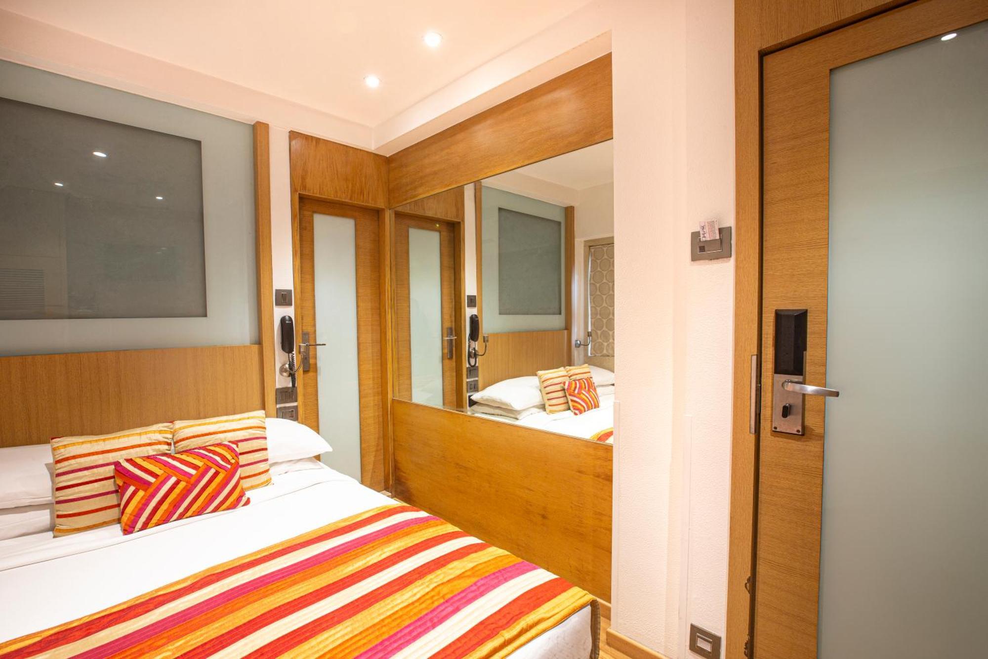 Hotel Bawa Continental Mumbai Ngoại thất bức ảnh