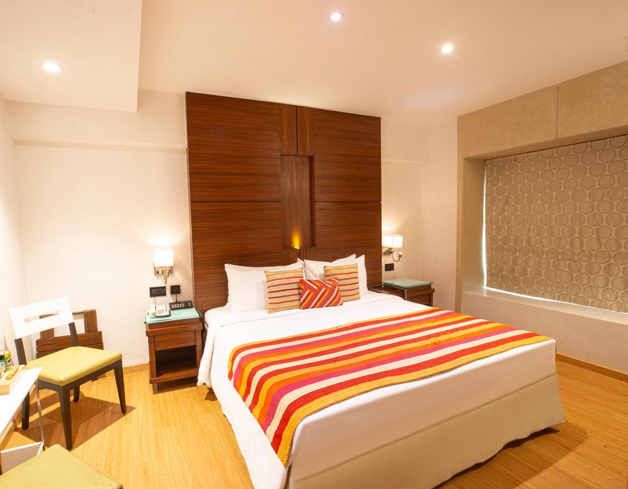 Hotel Bawa Continental Mumbai Ngoại thất bức ảnh