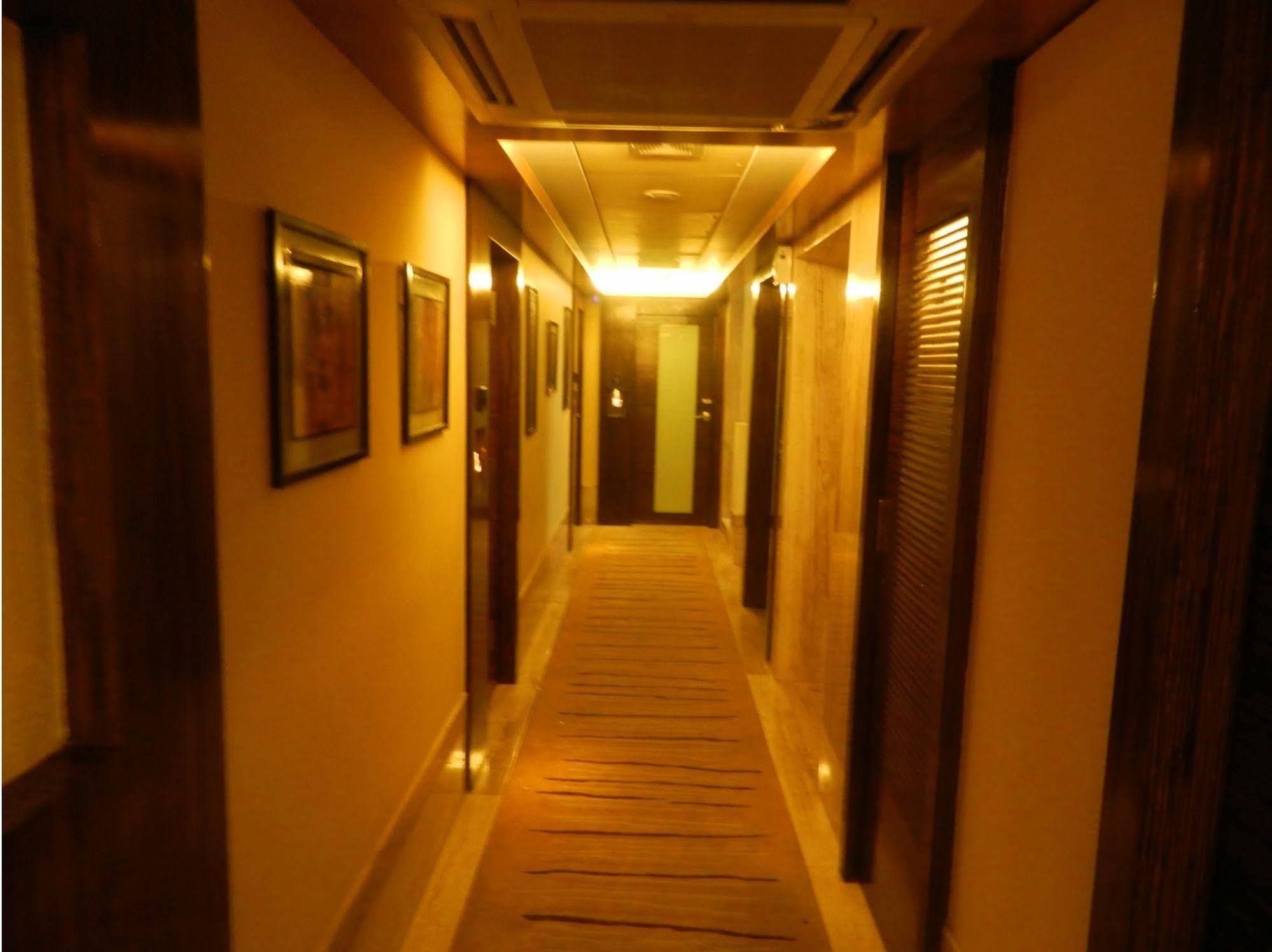 Hotel Bawa Continental Mumbai Ngoại thất bức ảnh
