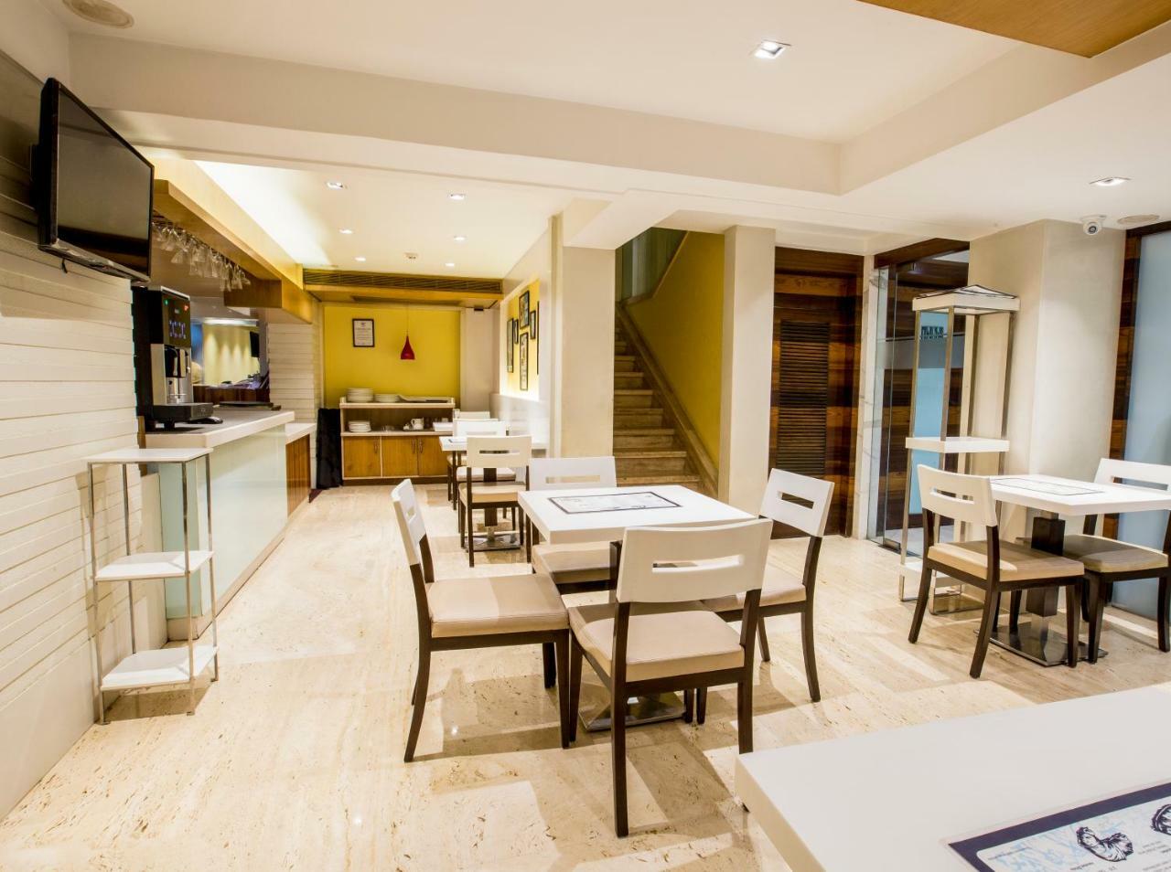 Hotel Bawa Continental Mumbai Ngoại thất bức ảnh